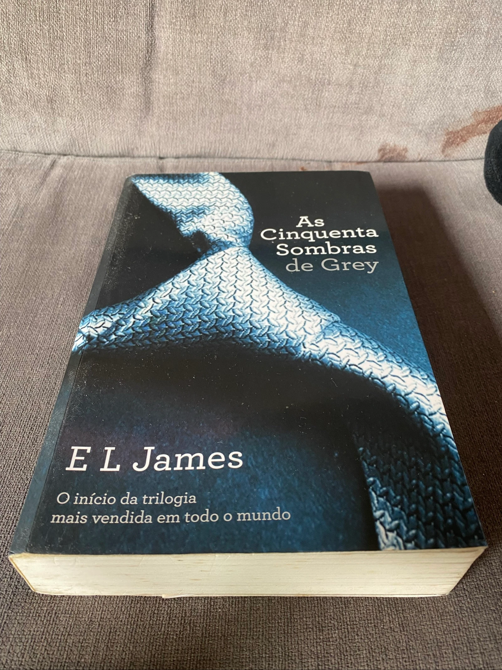 Livro “As cinquentas sombras de Grey” - em bom estado  – photo 3